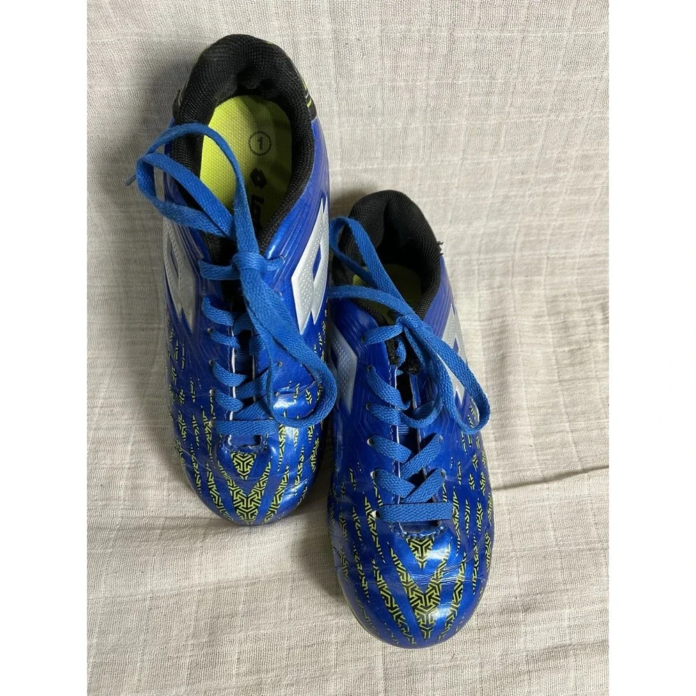 LOTTO Champion Blue Soccer Cleats Youth‎ Size 1